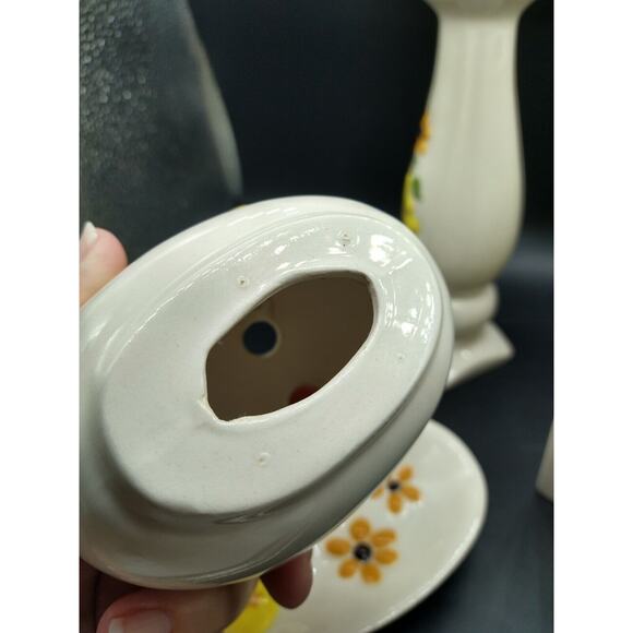 Vintage Ceramic 4 Piece Bathroom Vanity Set Butterfly Daisy Yellow Orange 1980's - Picture 6 of 16